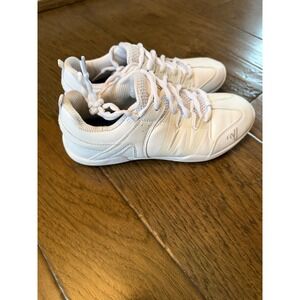 Varsity Tradition White Cheerleading Shoes Sneakers 102819 Womens 7